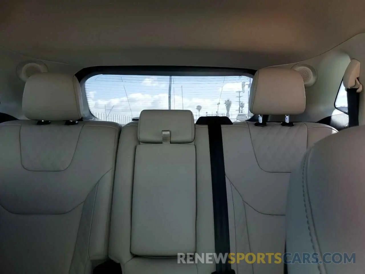 10 Photograph of a damaged car 2FMPK4K99PBA48709 FORD EDGE 2023