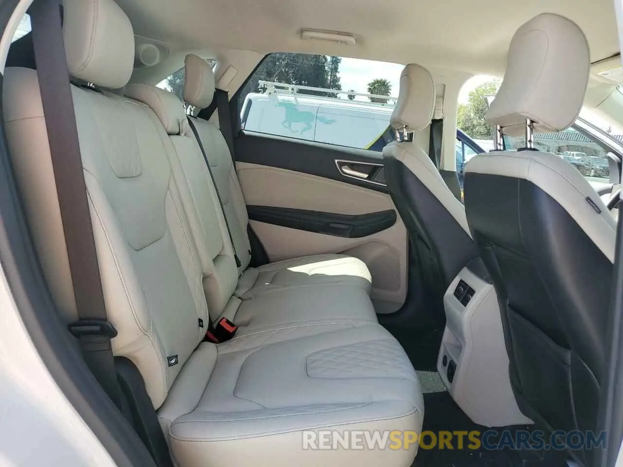 11 Photograph of a damaged car 2FMPK4K99PBA48709 FORD EDGE 2023