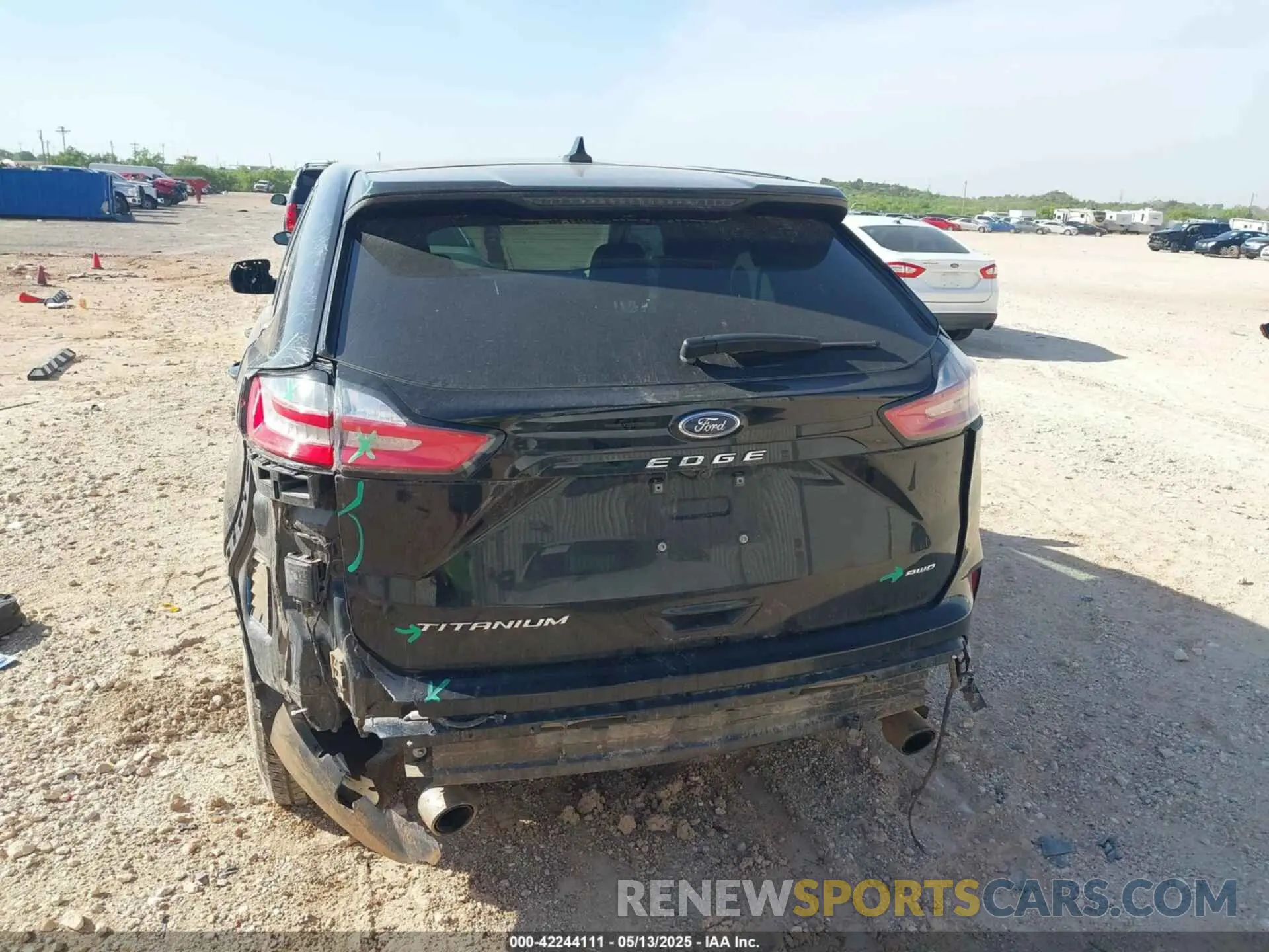 16 Photograph of a damaged car 2FMPK4K99PBA58026 FORD EDGE 2023
