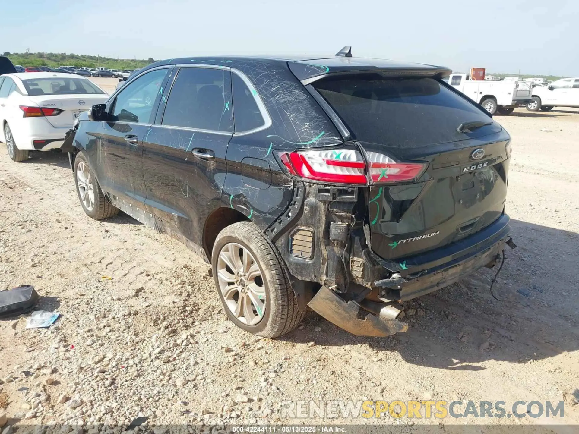 3 Photograph of a damaged car 2FMPK4K99PBA58026 FORD EDGE 2023