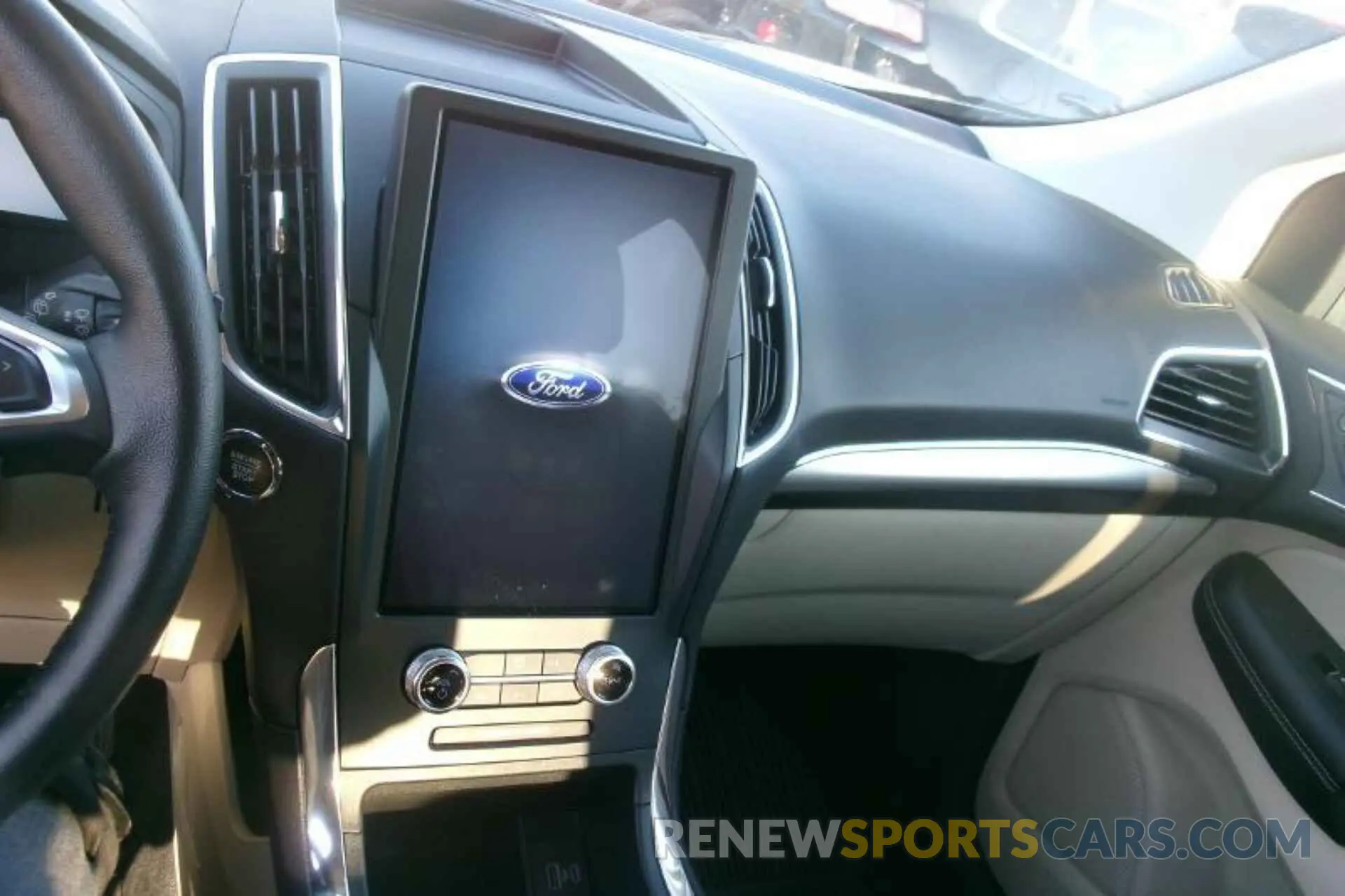 10 Photograph of a damaged car 2FMPK4K9XPBA45026 FORD EDGE 2023