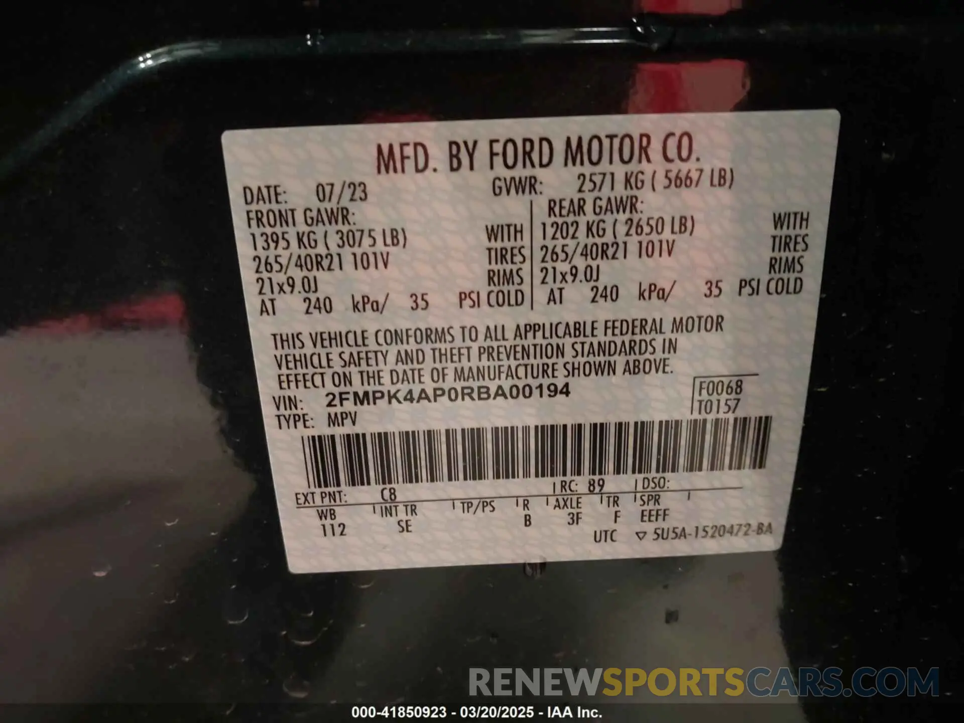 9 Photograph of a damaged car 2FMPK4AP0RBA00194 FORD EDGE 2024