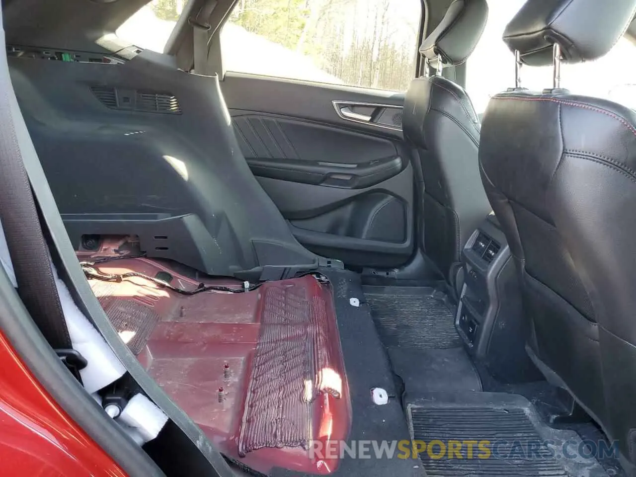 11 Photograph of a damaged car 2FMPK4AP3RBA20441 FORD EDGE 2024