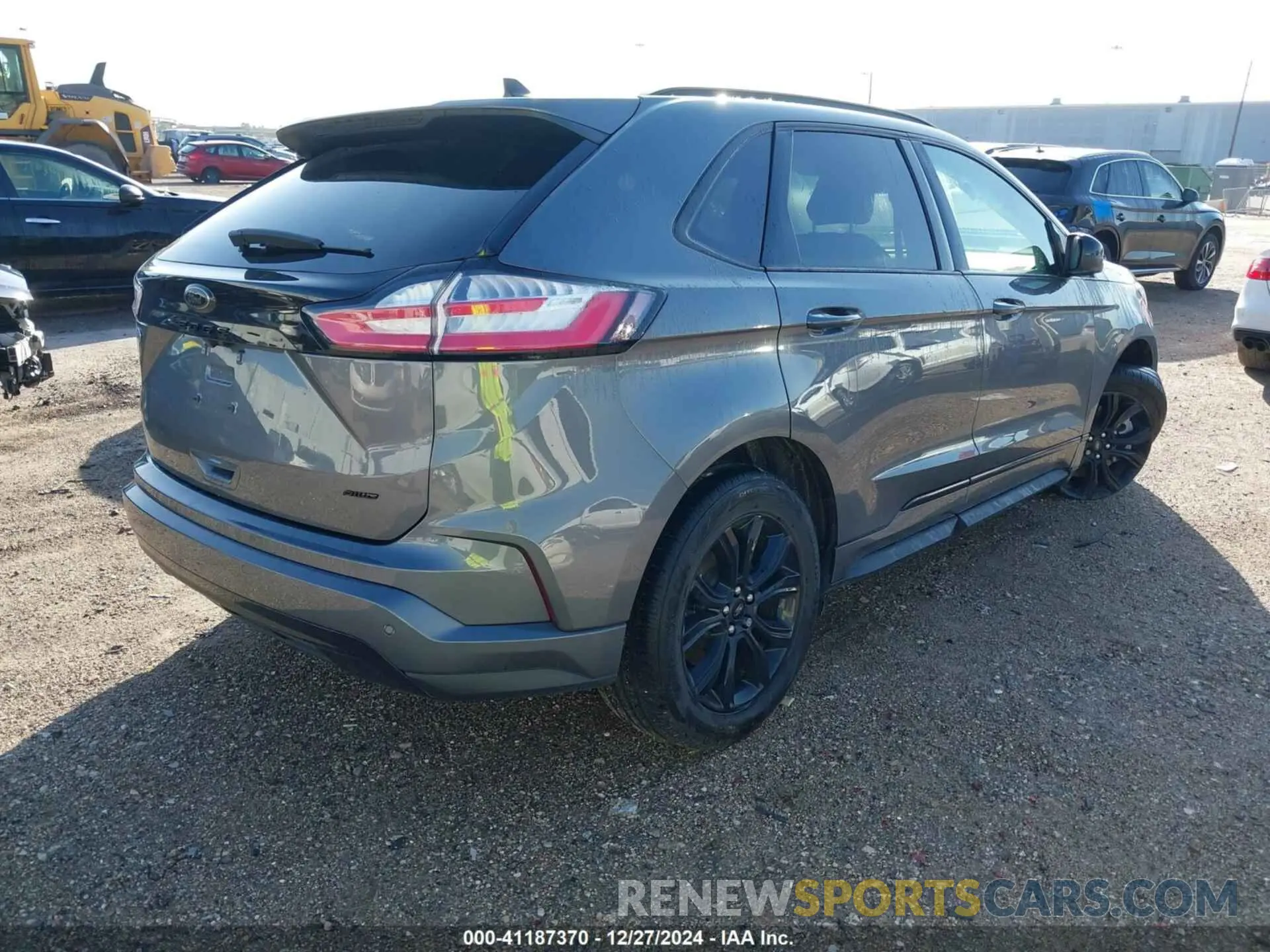 4 Photograph of a damaged car 2FMPK4G95RBA65891 FORD EDGE 2024