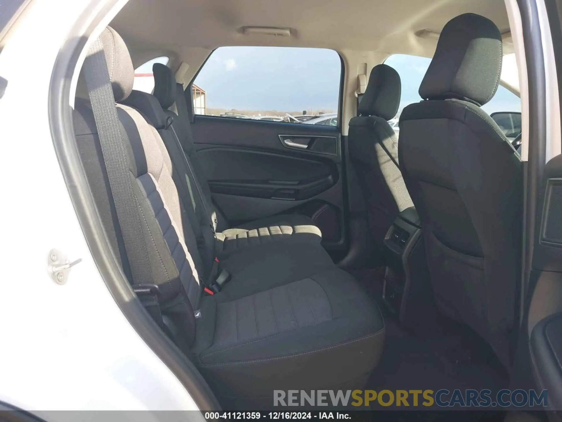 8 Photograph of a damaged car 2FMPK4G97RBA17583 FORD EDGE 2024