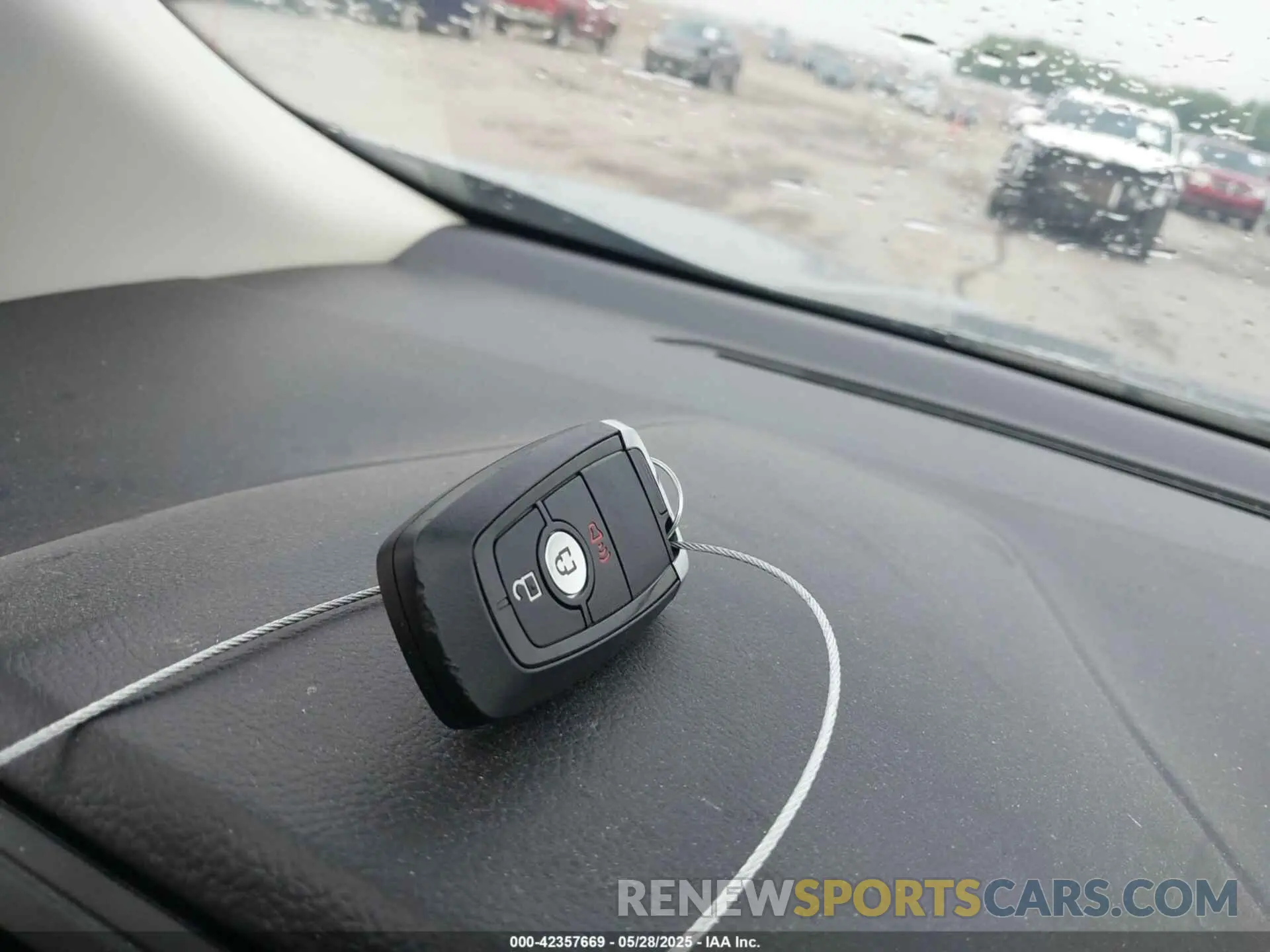 11 Photograph of a damaged car 2FMPK4G97RBB21491 FORD EDGE 2024