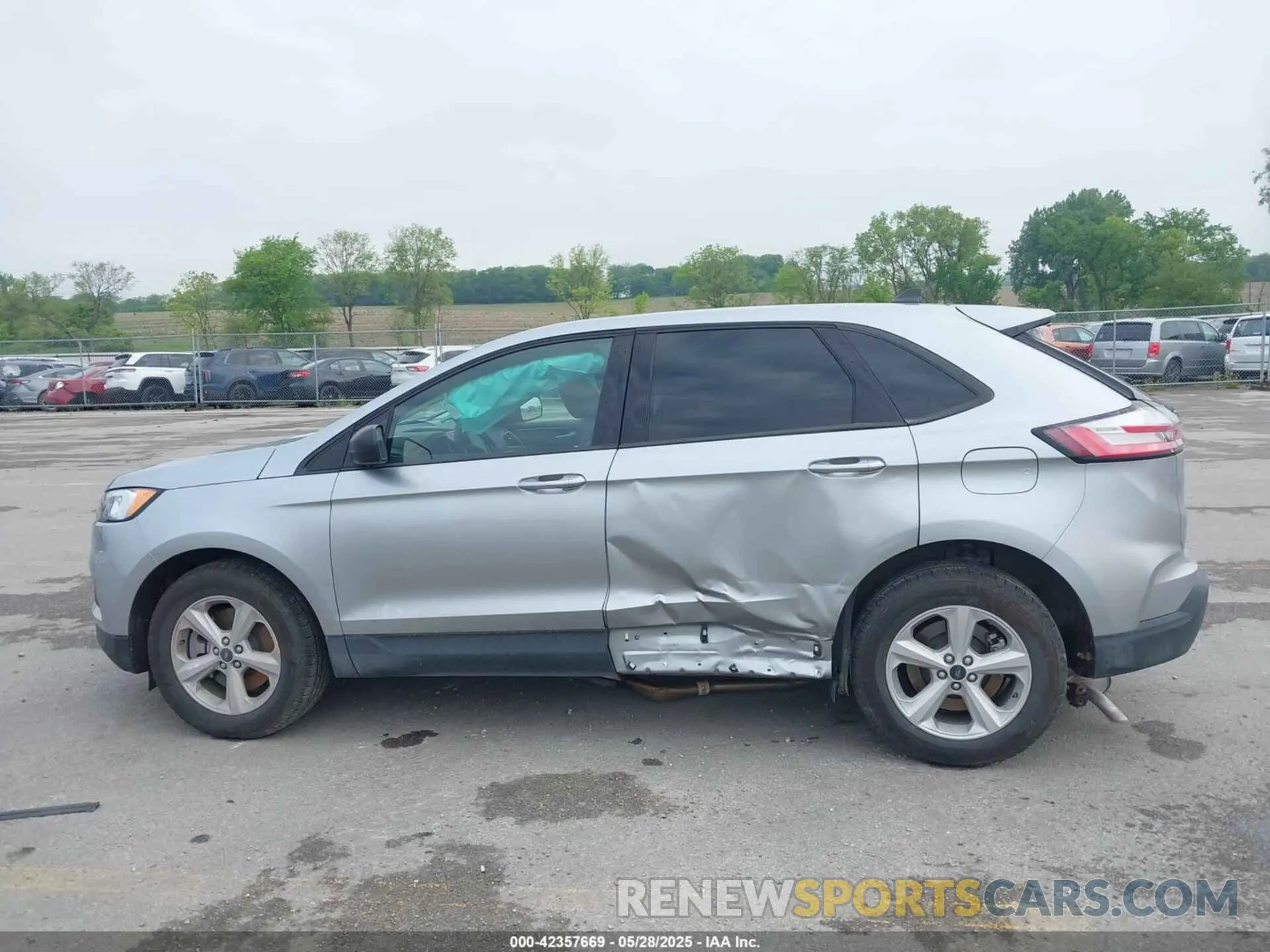 15 Photograph of a damaged car 2FMPK4G97RBB21491 FORD EDGE 2024