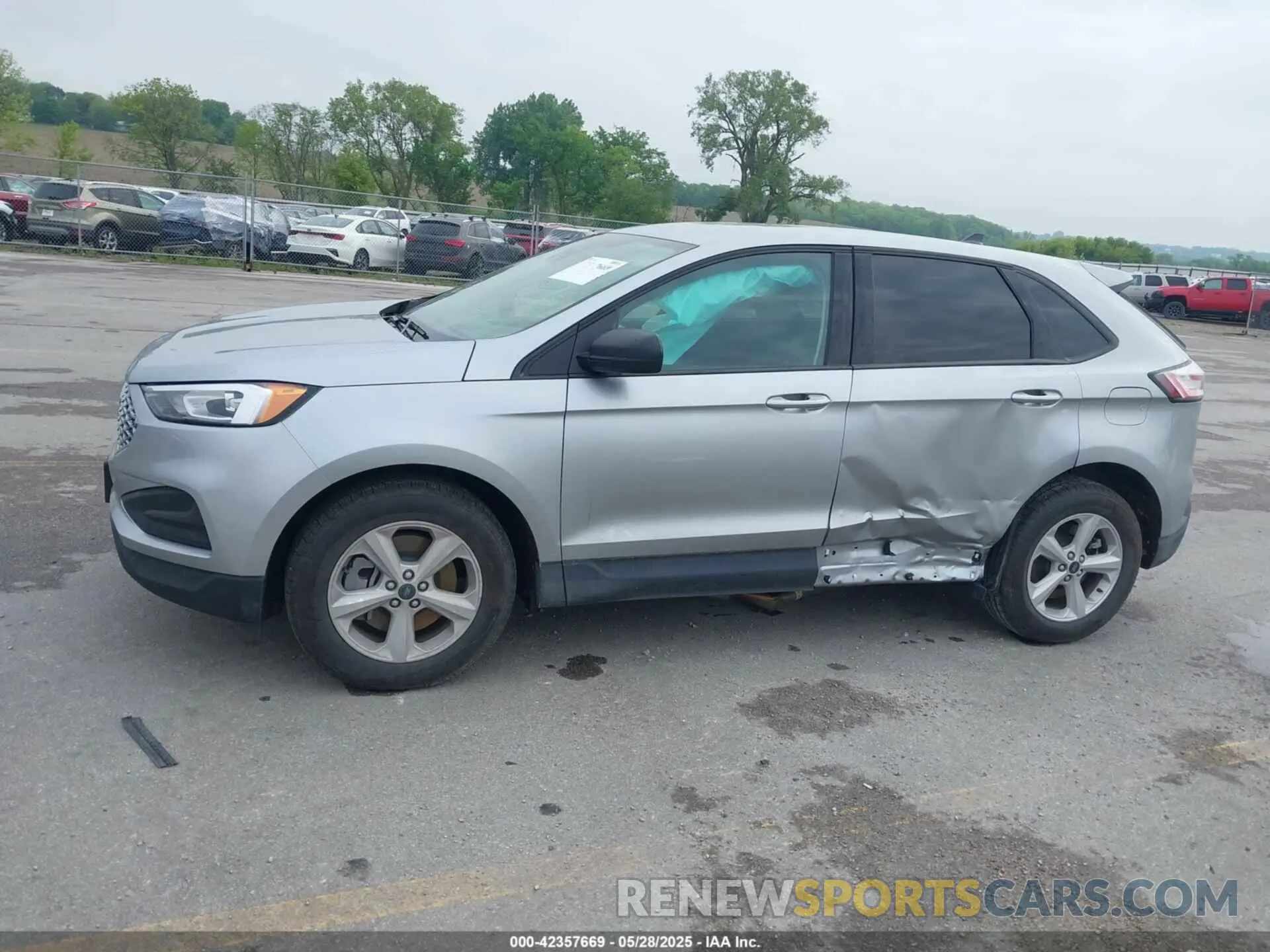18 Photograph of a damaged car 2FMPK4G97RBB21491 FORD EDGE 2024