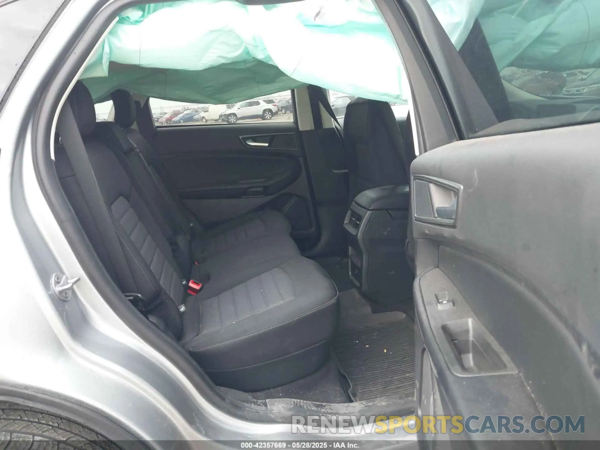 8 Photograph of a damaged car 2FMPK4G97RBB21491 FORD EDGE 2024