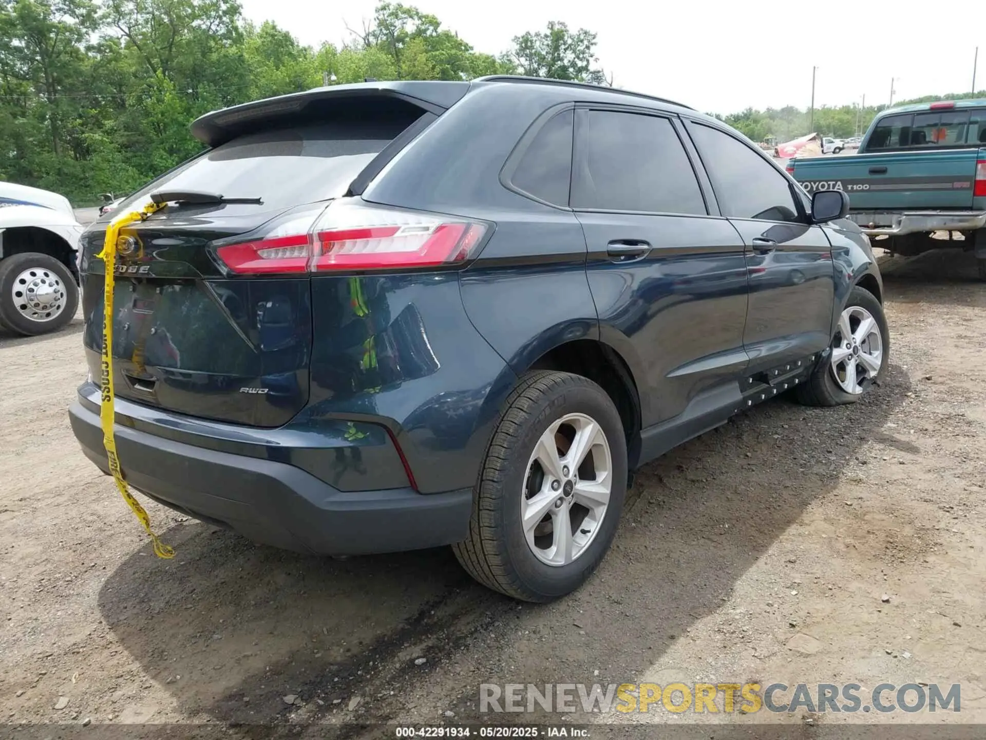 4 Photograph of a damaged car 2FMPK4G99RBA24809 FORD EDGE 2024