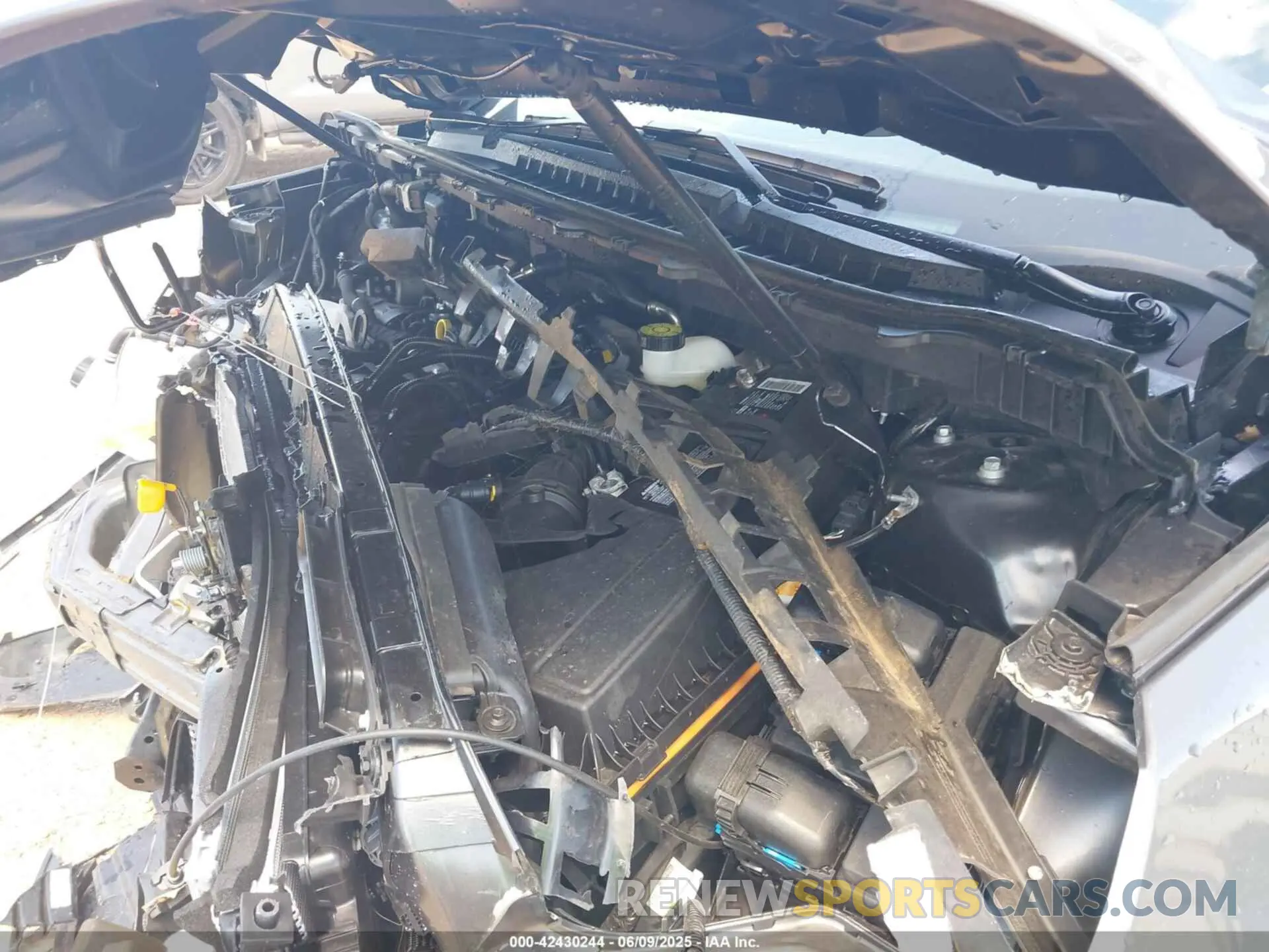 10 Photograph of a damaged car 2FMPK4G99RBB18608 FORD EDGE 2024