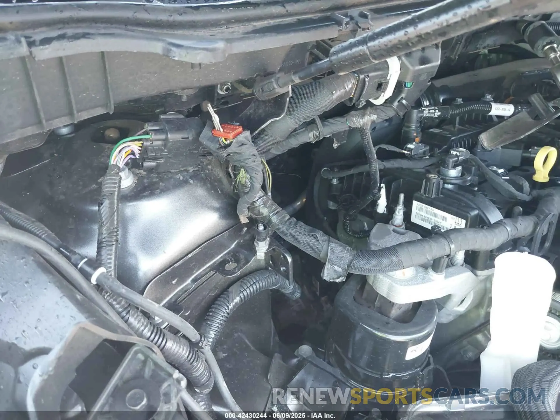 17 Photograph of a damaged car 2FMPK4G99RBB18608 FORD EDGE 2024