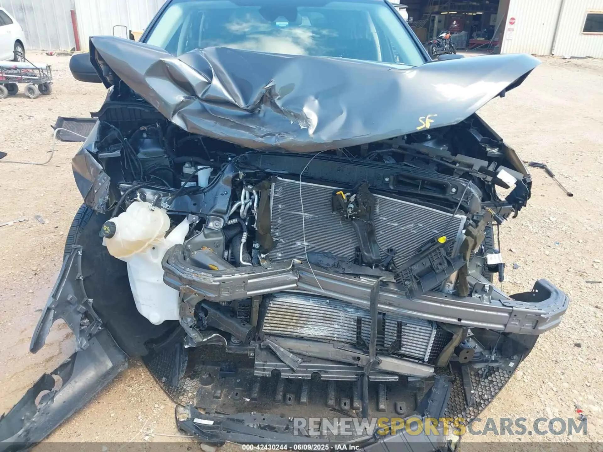 6 Photograph of a damaged car 2FMPK4G99RBB18608 FORD EDGE 2024