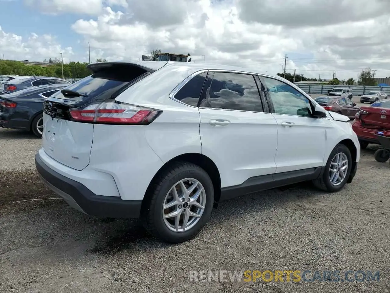 3 Photograph of a damaged car 2FMPK4J90RBA29034 FORD EDGE 2024