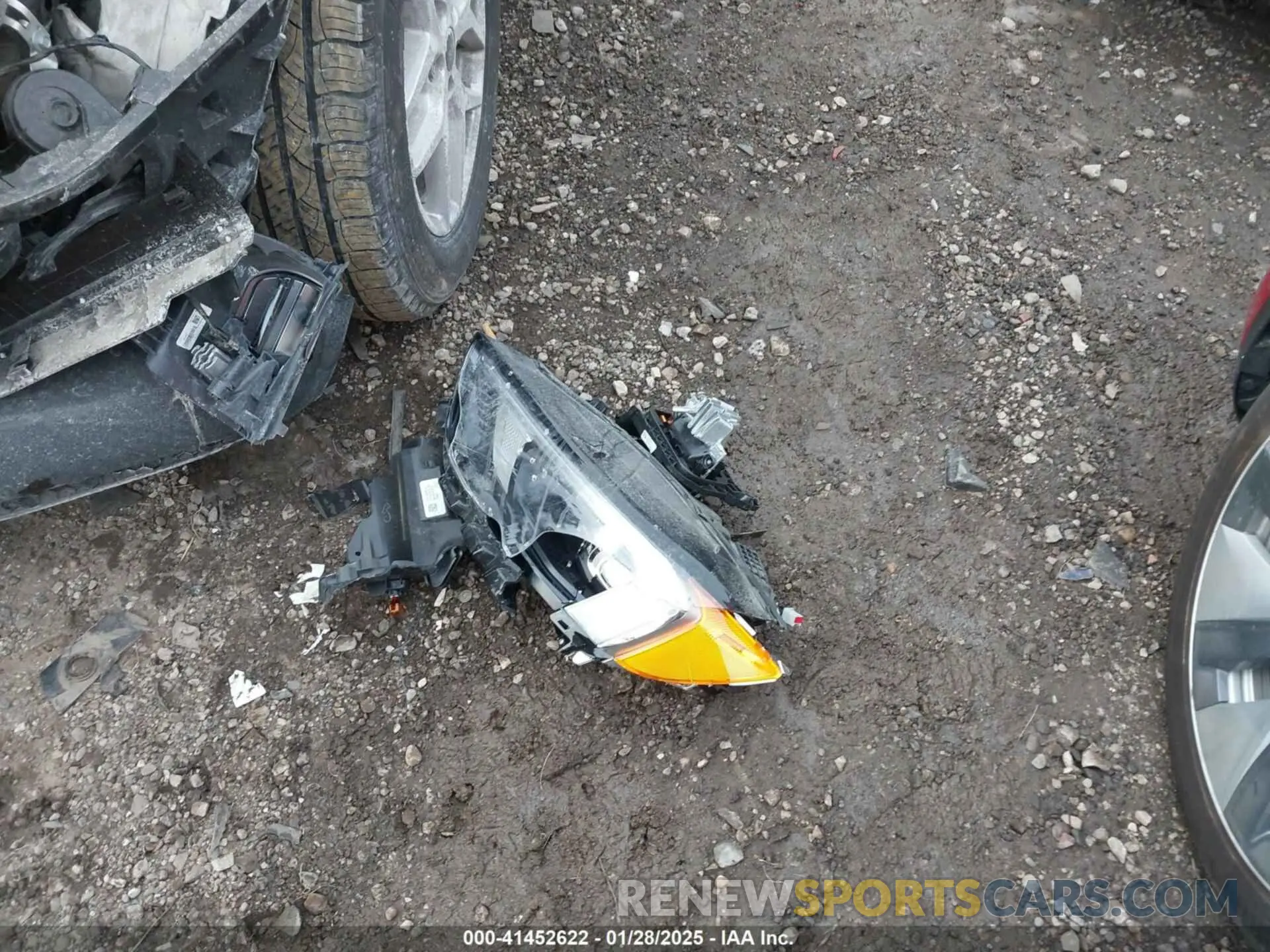 12 Photograph of a damaged car 2FMPK4J90RBA42513 FORD EDGE 2024