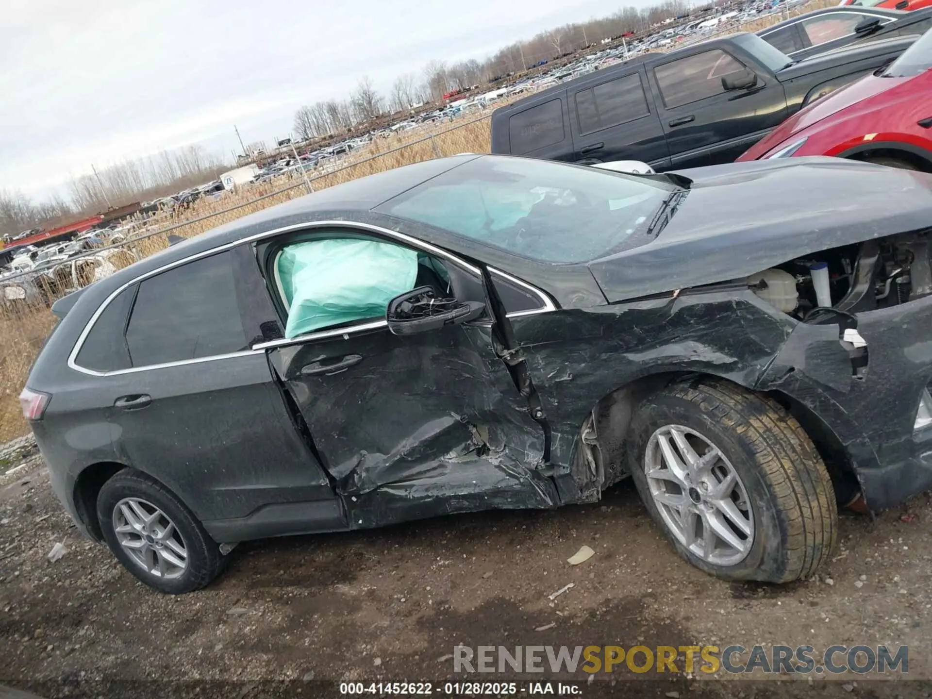 14 Photograph of a damaged car 2FMPK4J90RBA42513 FORD EDGE 2024