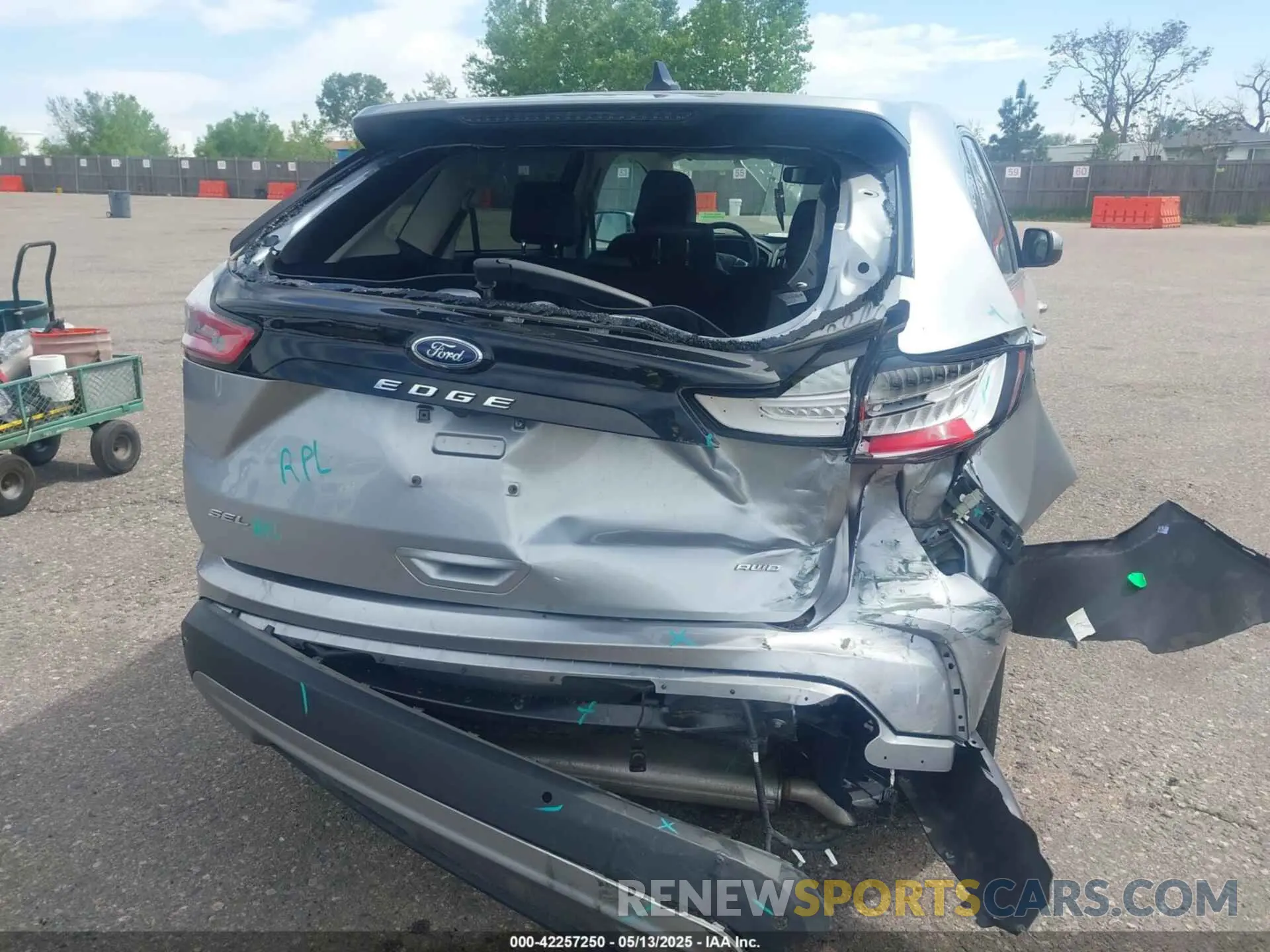 6 Photograph of a damaged car 2FMPK4J90RBA48652 FORD EDGE 2024