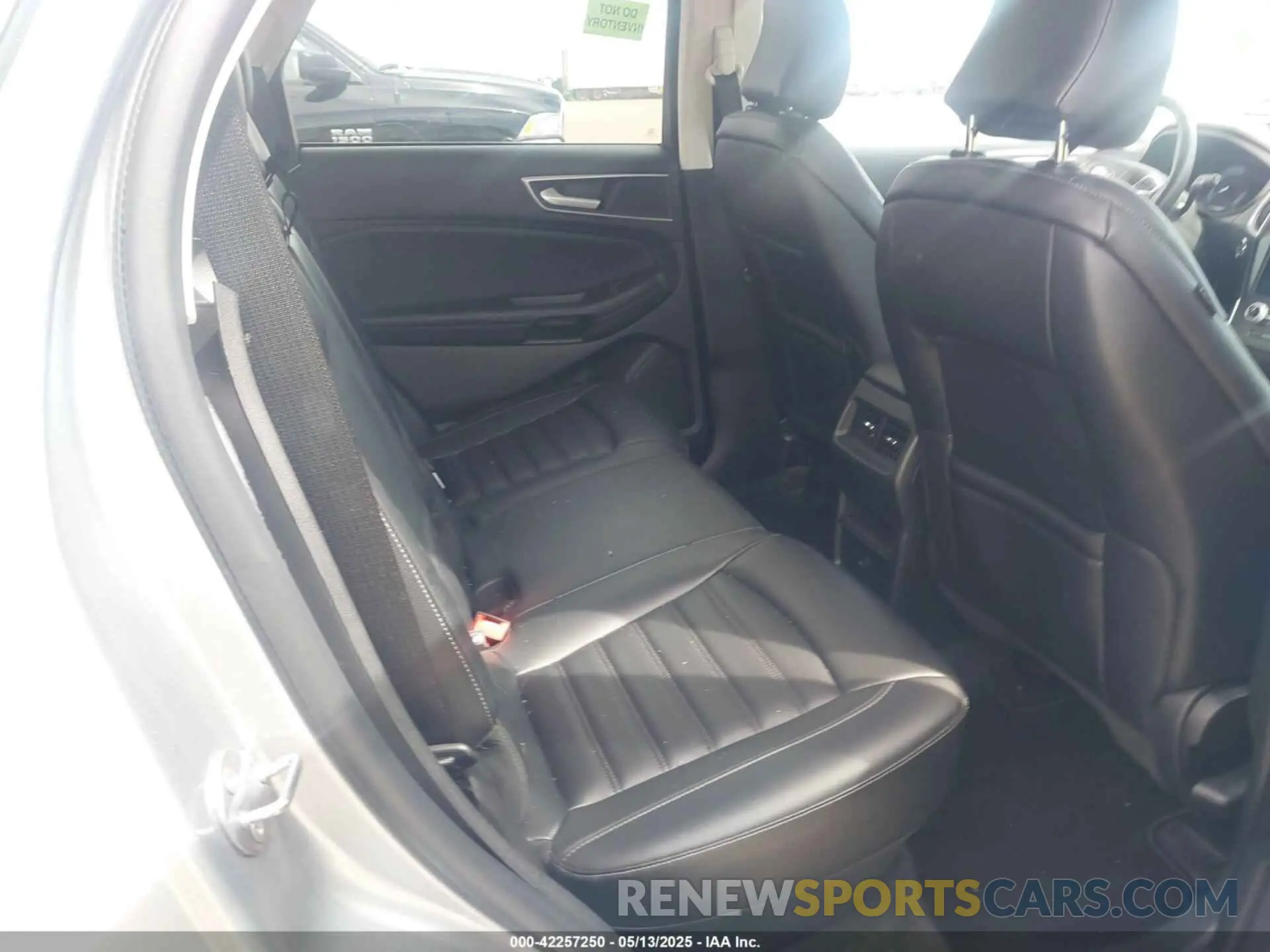 8 Photograph of a damaged car 2FMPK4J90RBA48652 FORD EDGE 2024