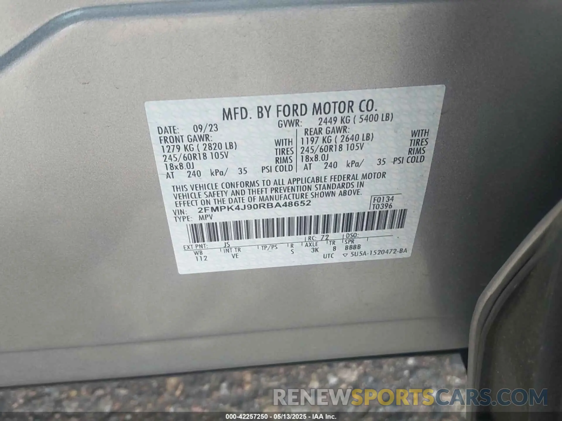 9 Photograph of a damaged car 2FMPK4J90RBA48652 FORD EDGE 2024
