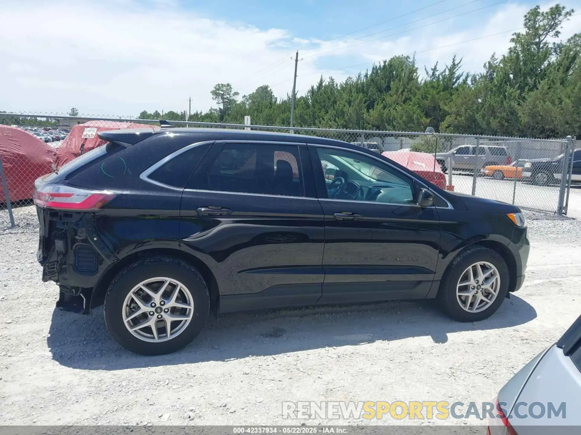 14 Photograph of a damaged car 2FMPK4J90RBA51082 FORD EDGE 2024
