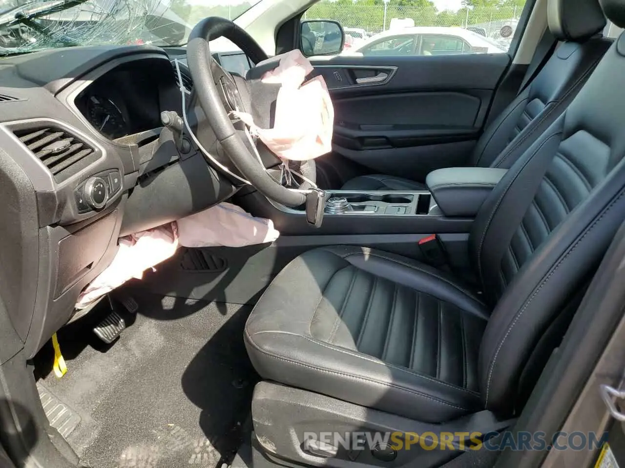 7 Photograph of a damaged car 2FMPK4J90RBA77908 FORD EDGE 2024