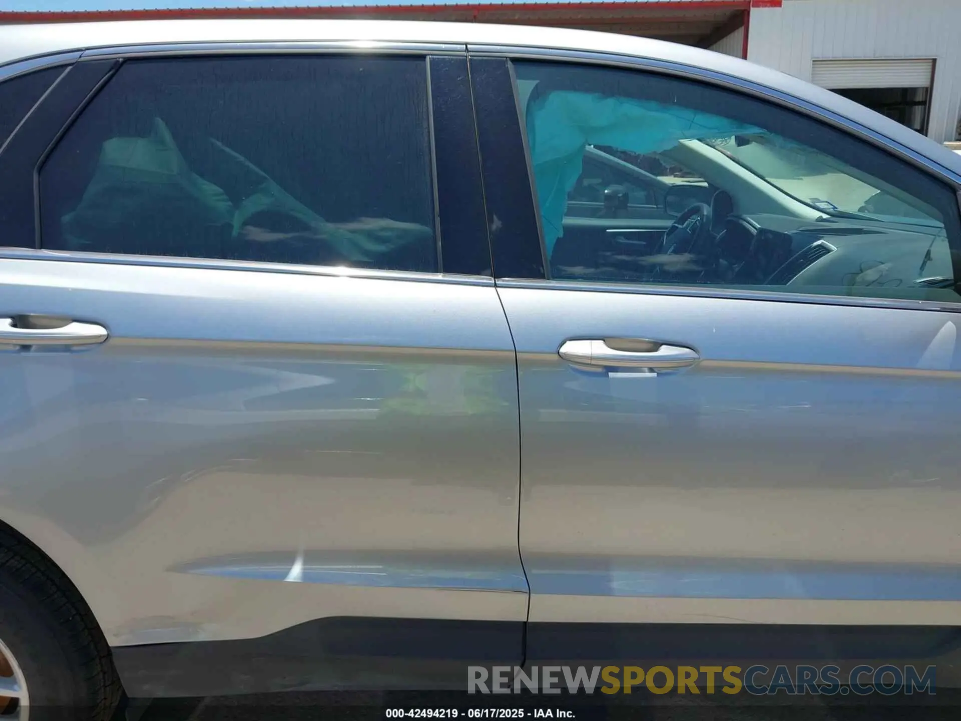 12 Photograph of a damaged car 2FMPK4J90RBA77925 FORD EDGE 2024