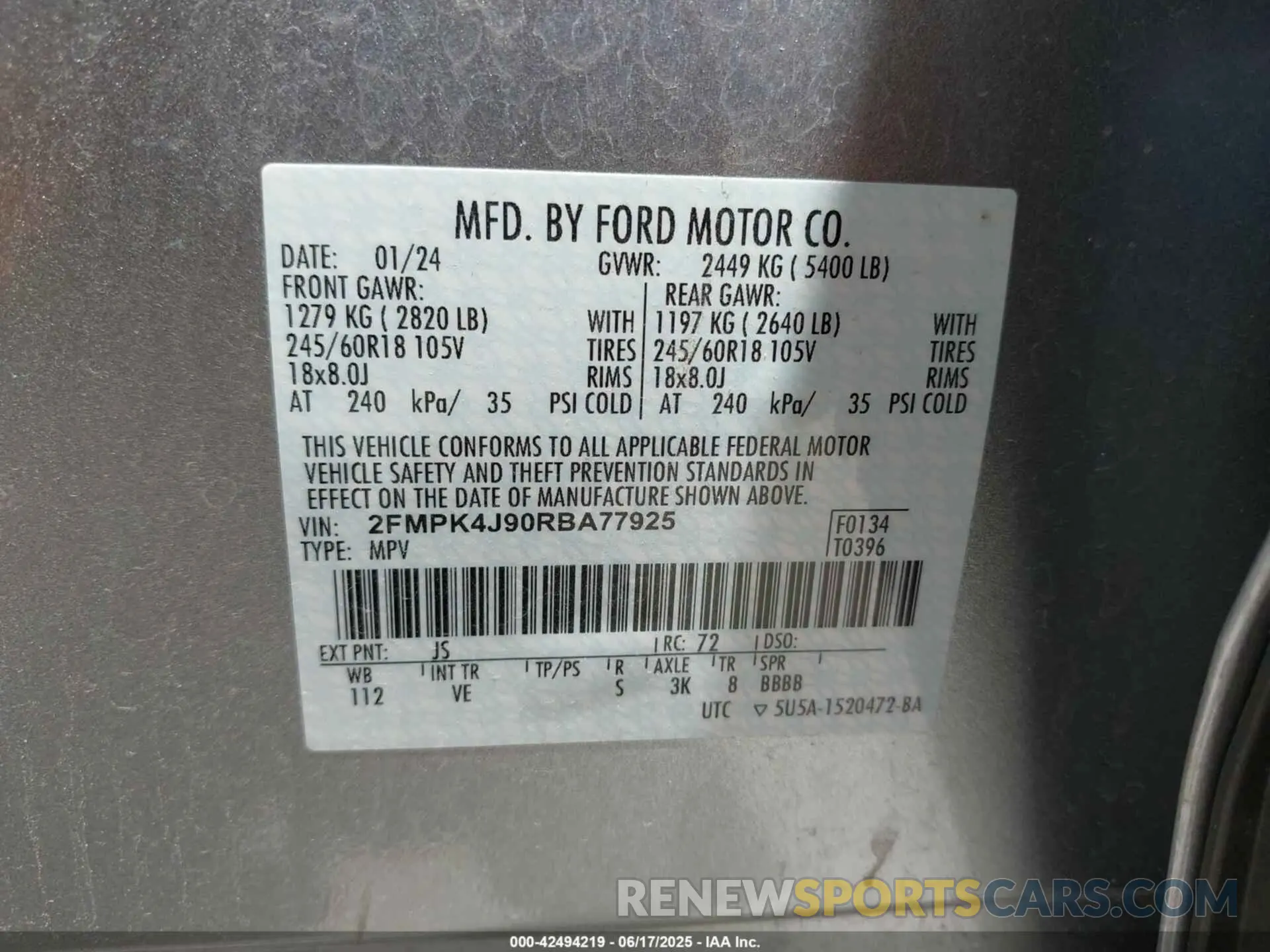 9 Photograph of a damaged car 2FMPK4J90RBA77925 FORD EDGE 2024