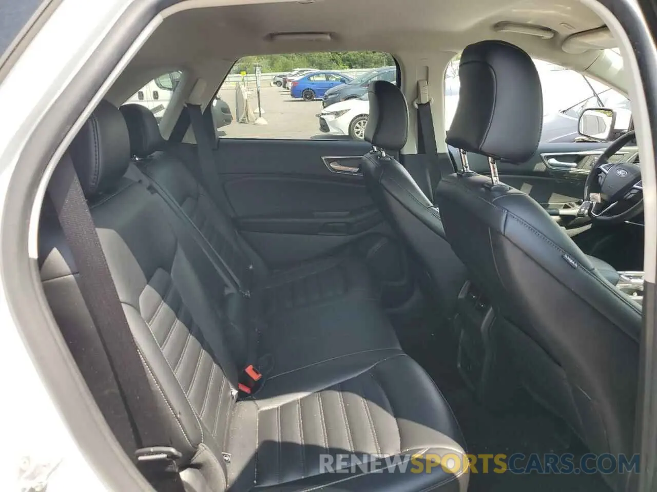 11 Photograph of a damaged car 2FMPK4J90RBA78010 FORD EDGE 2024