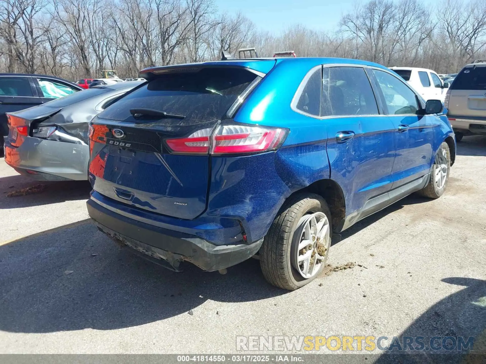 4 Photograph of a damaged car 2FMPK4J90RBA79884 FORD EDGE 2024