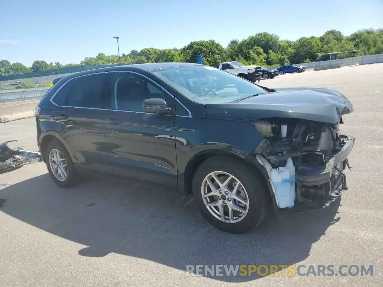 4 Photograph of a damaged car 2FMPK4J90RBB00300 FORD EDGE 2024