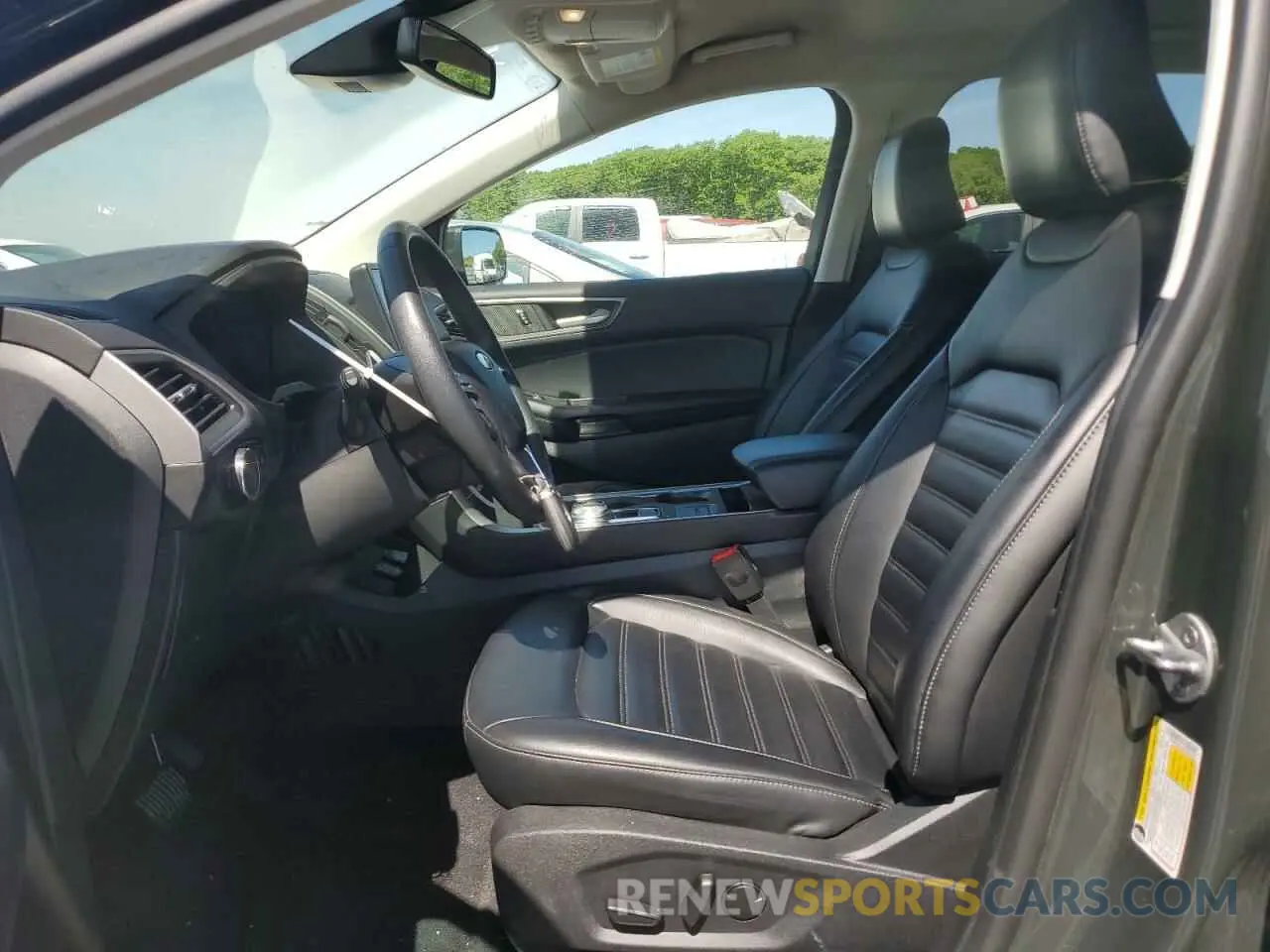 7 Photograph of a damaged car 2FMPK4J90RBB00300 FORD EDGE 2024