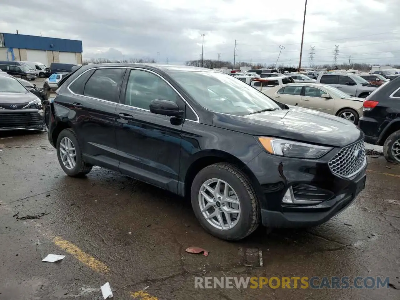 4 Photograph of a damaged car 2FMPK4J90RBB06307 FORD EDGE 2024
