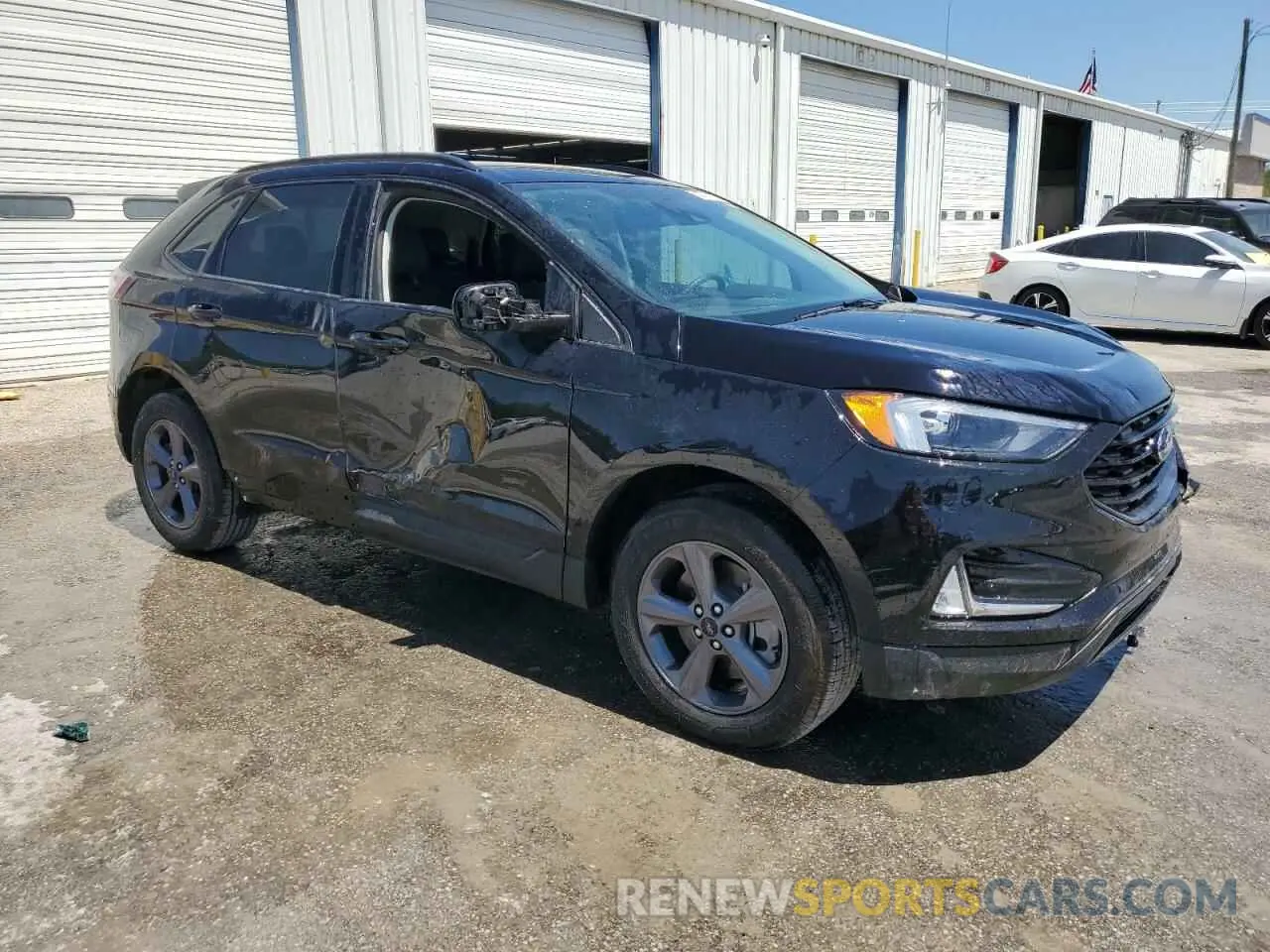 4 Photograph of a damaged car 2FMPK4J91RBA45095 FORD EDGE 2024