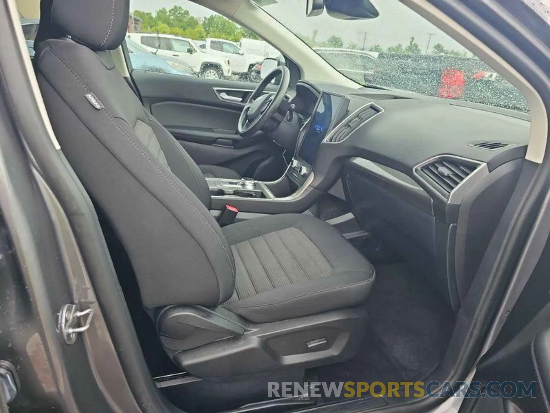 1 Photograph of a damaged car 2FMPK4J91RBA51804 FORD EDGE 2024