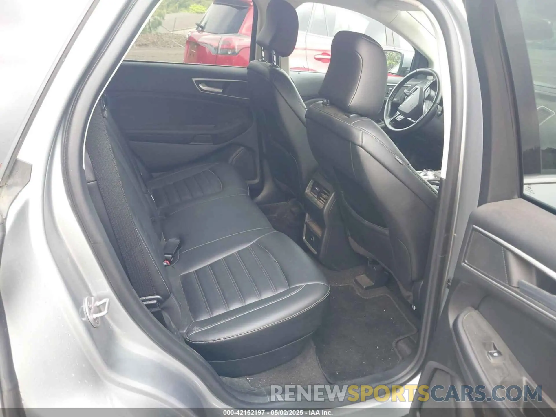8 Photograph of a damaged car 2FMPK4J91RBA68960 FORD EDGE 2024
