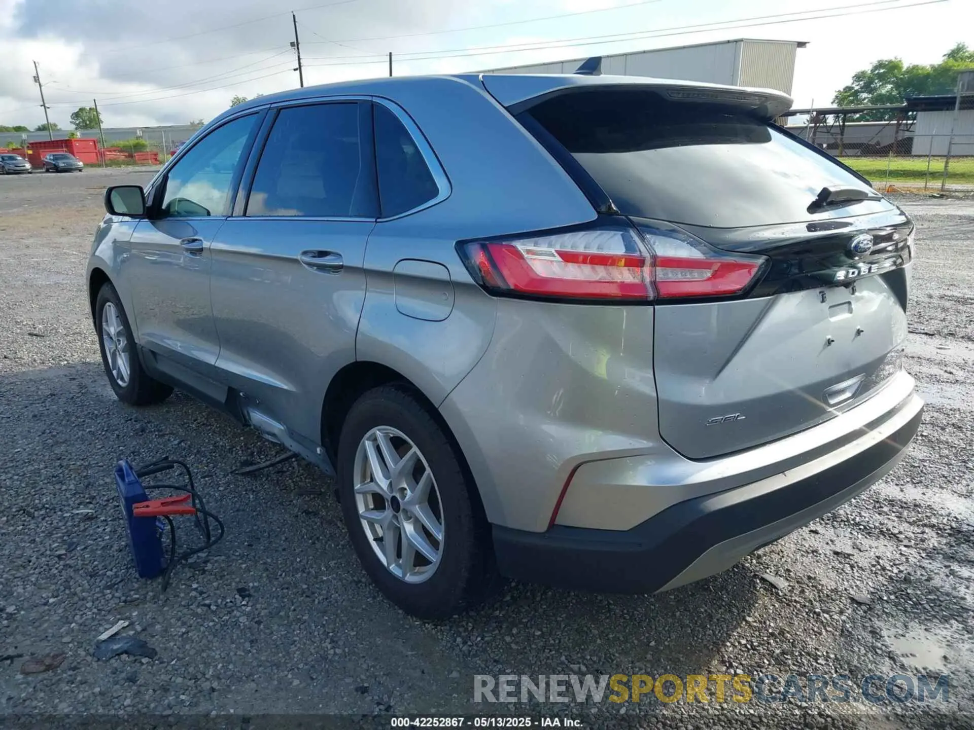 3 Photograph of a damaged car 2FMPK4J91RBA88111 FORD EDGE 2024