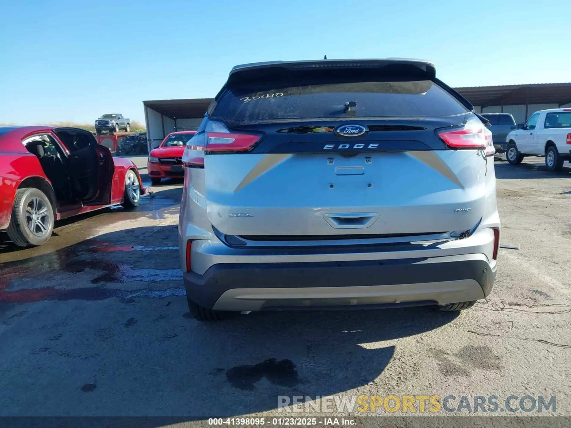16 Photograph of a damaged car 2FMPK4J91RBA91607 FORD EDGE 2024