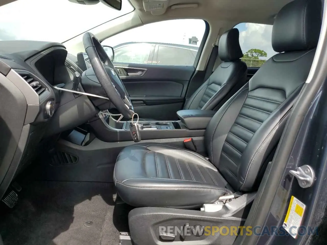 7 Photograph of a damaged car 2FMPK4J91RBA92790 FORD EDGE 2024