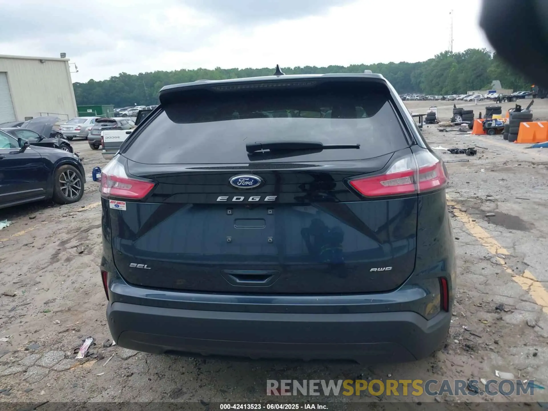 16 Photograph of a damaged car 2FMPK4J92RBA45445 FORD EDGE 2024