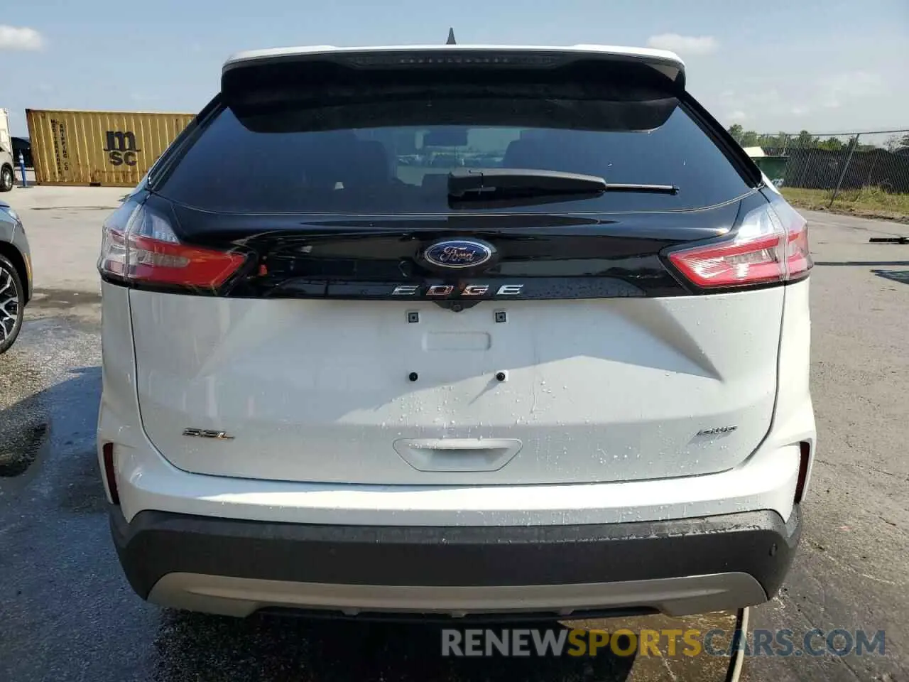 6 Photograph of a damaged car 2FMPK4J92RBA52640 FORD EDGE 2024