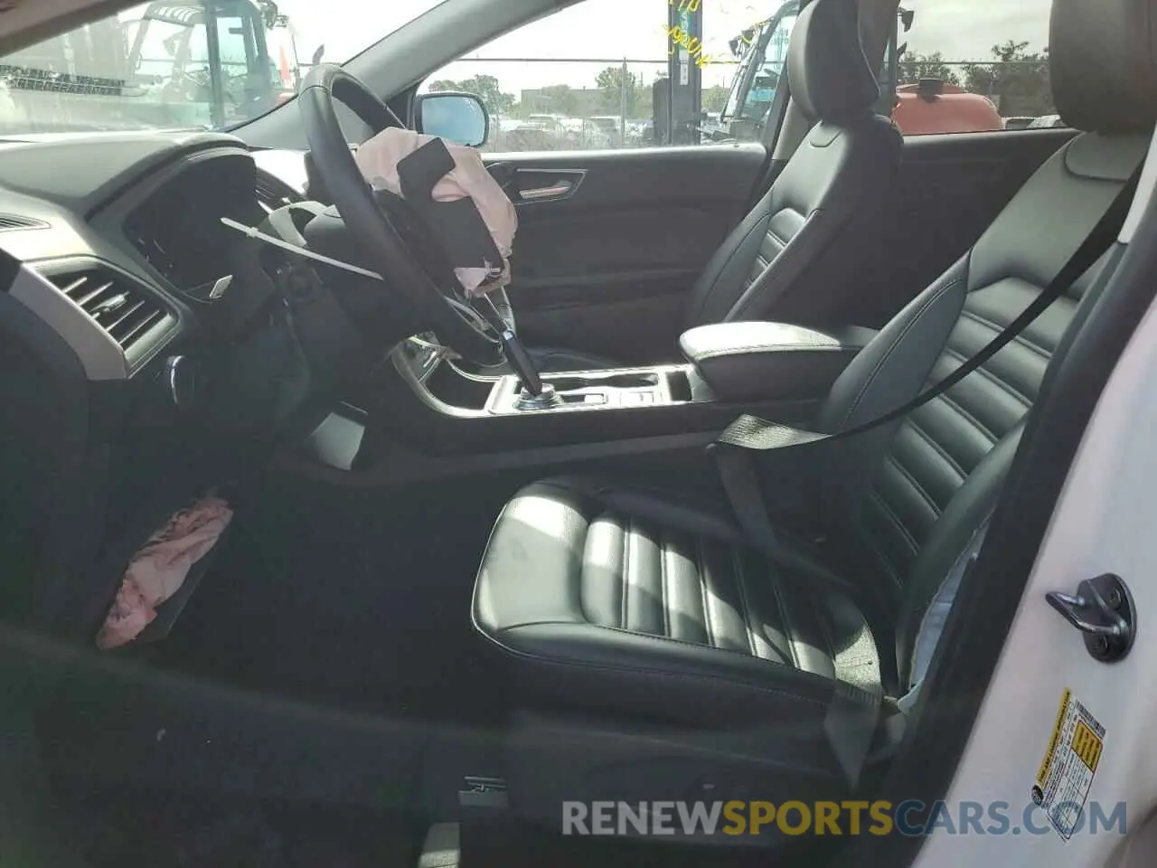 7 Photograph of a damaged car 2FMPK4J92RBA52640 FORD EDGE 2024