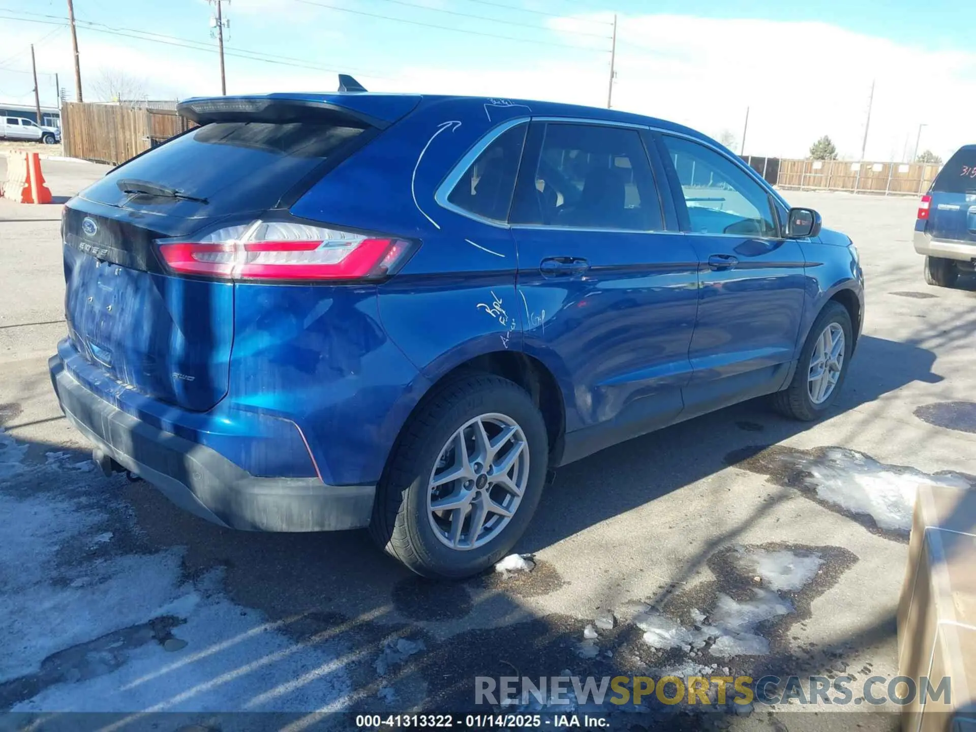 4 Photograph of a damaged car 2FMPK4J93RBA31974 FORD EDGE 2024