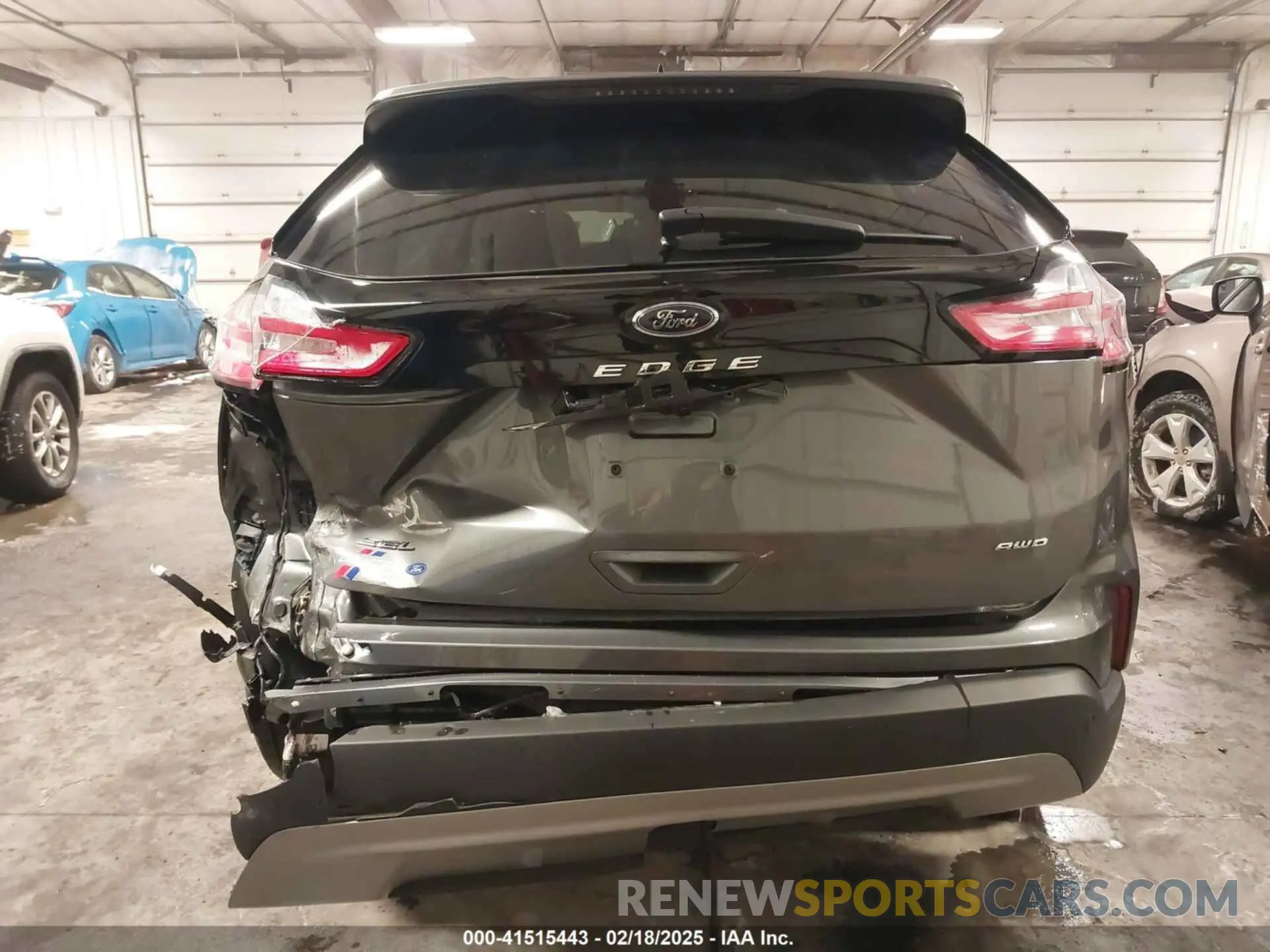 16 Photograph of a damaged car 2FMPK4J93RBA60469 FORD EDGE 2024