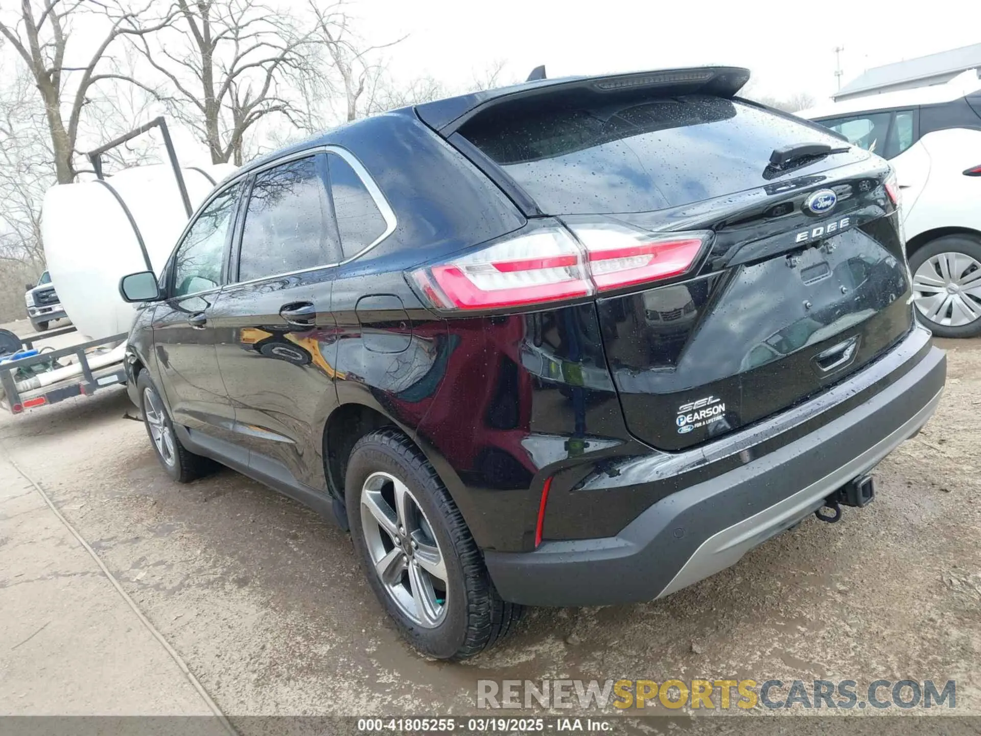 3 Photograph of a damaged car 2FMPK4J93RBA63498 FORD EDGE 2024