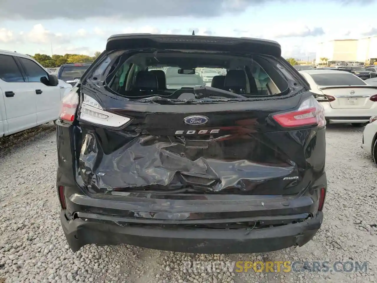 6 Photograph of a damaged car 2FMPK4J93RBA64750 FORD EDGE 2024