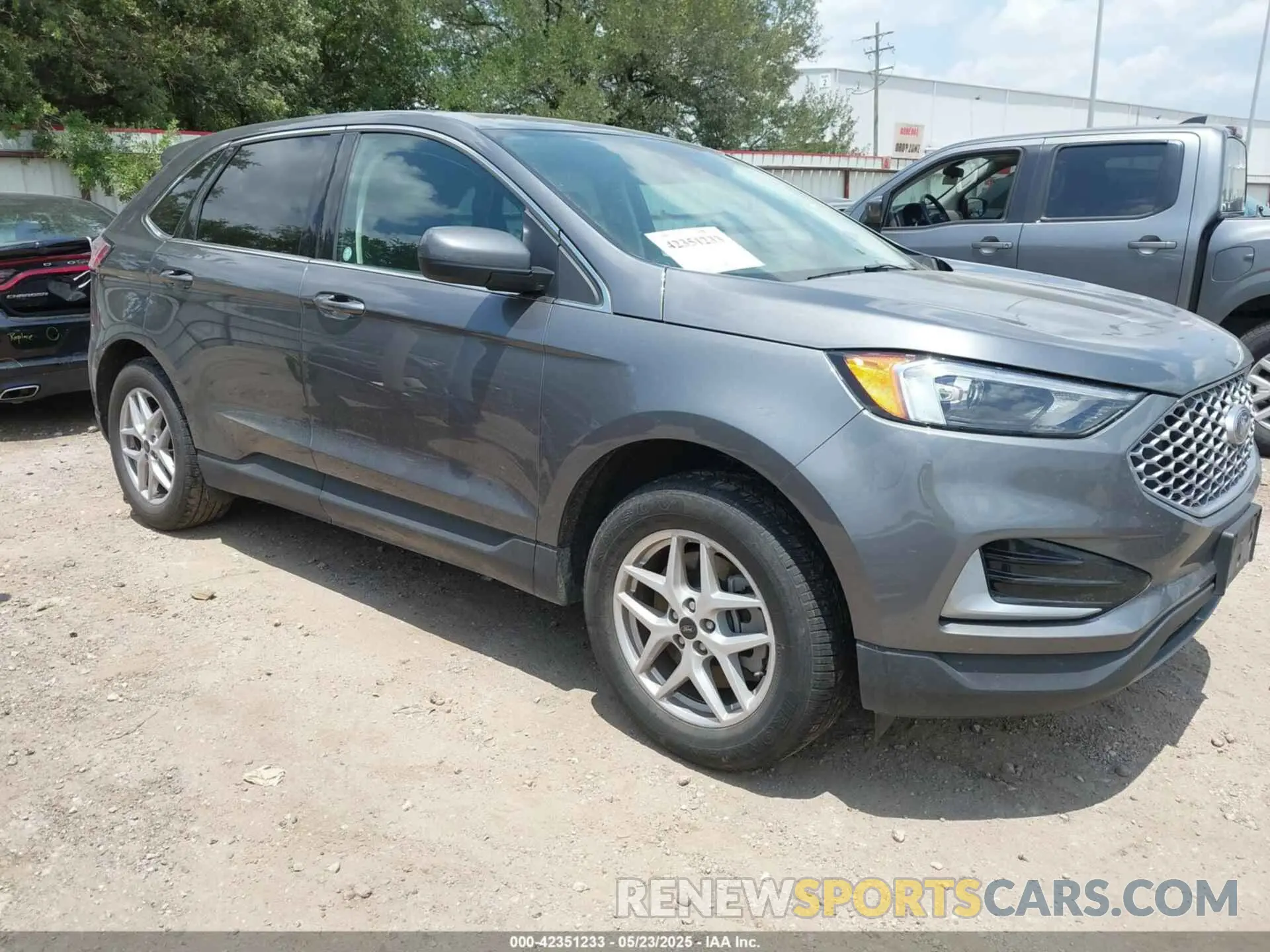1 Photograph of a damaged car 2FMPK4J93RBA76574 FORD EDGE 2024