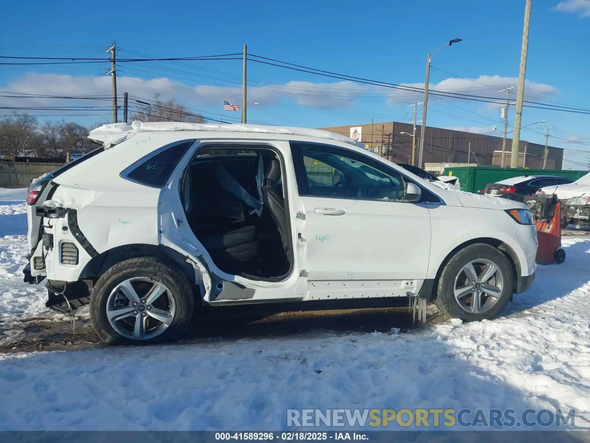 13 Photograph of a damaged car 2FMPK4J93RBB03305 FORD EDGE 2024