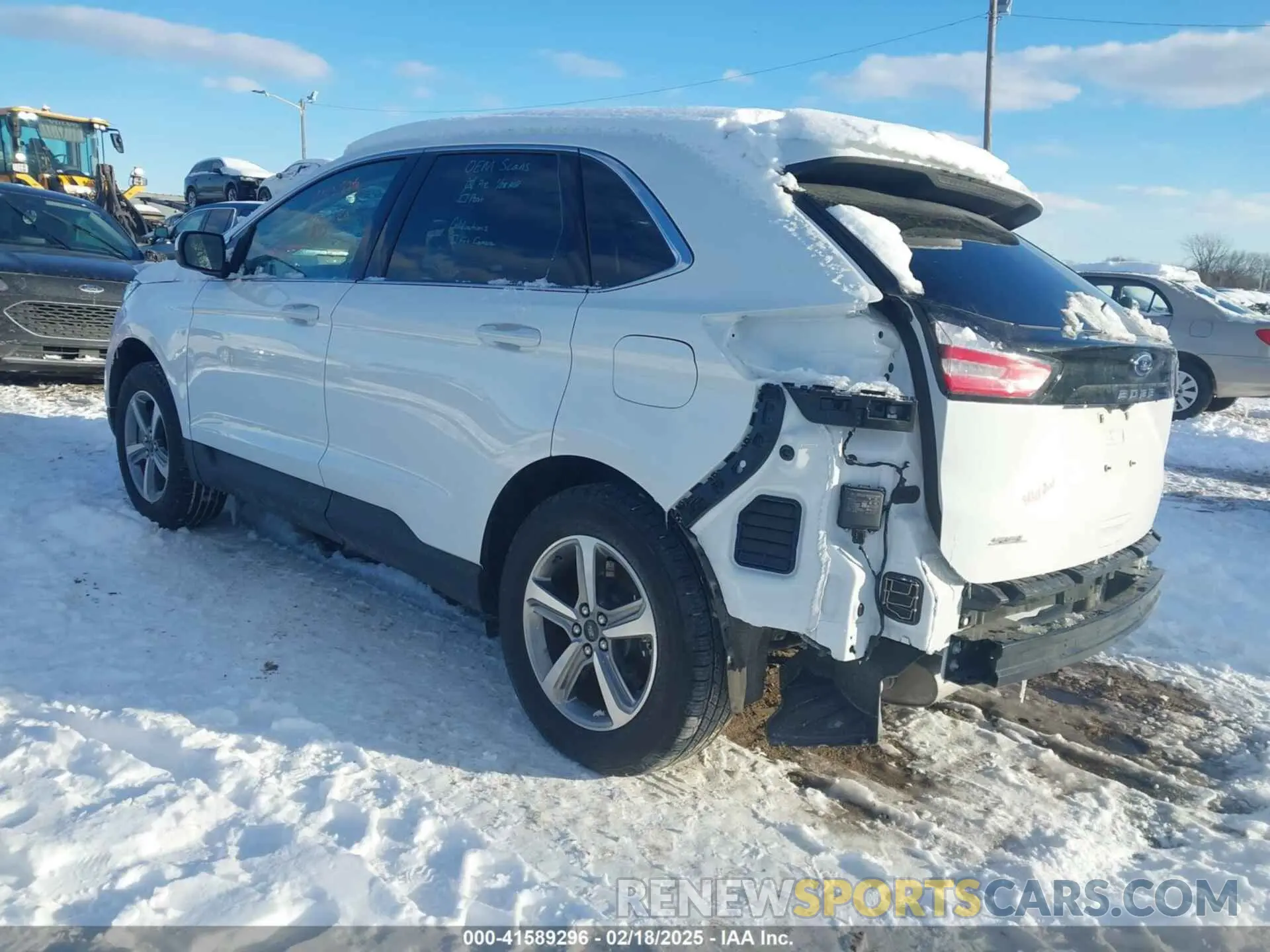 3 Photograph of a damaged car 2FMPK4J93RBB03305 FORD EDGE 2024
