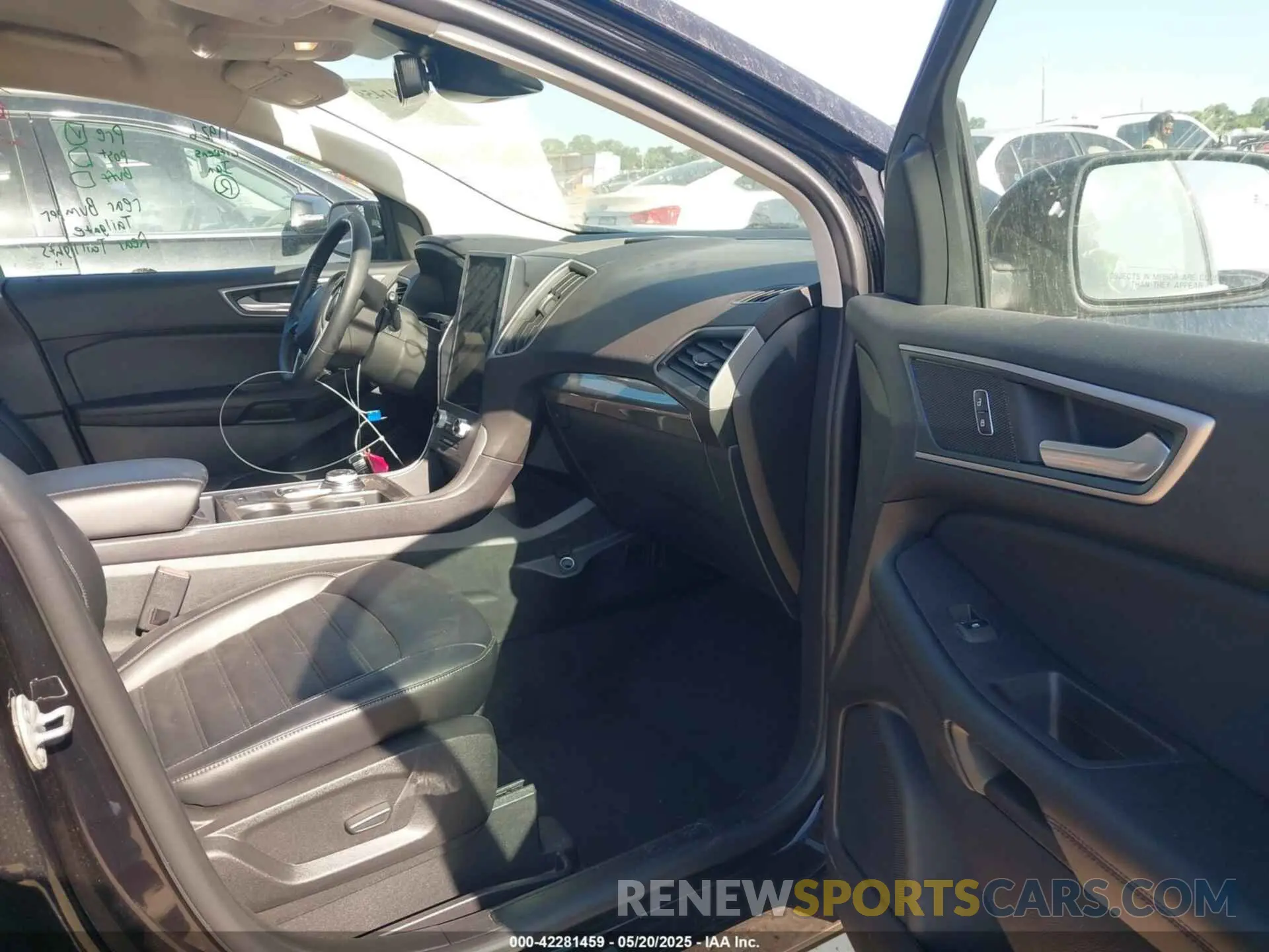 5 Photograph of a damaged car 2FMPK4J94RBA02290 FORD EDGE 2024