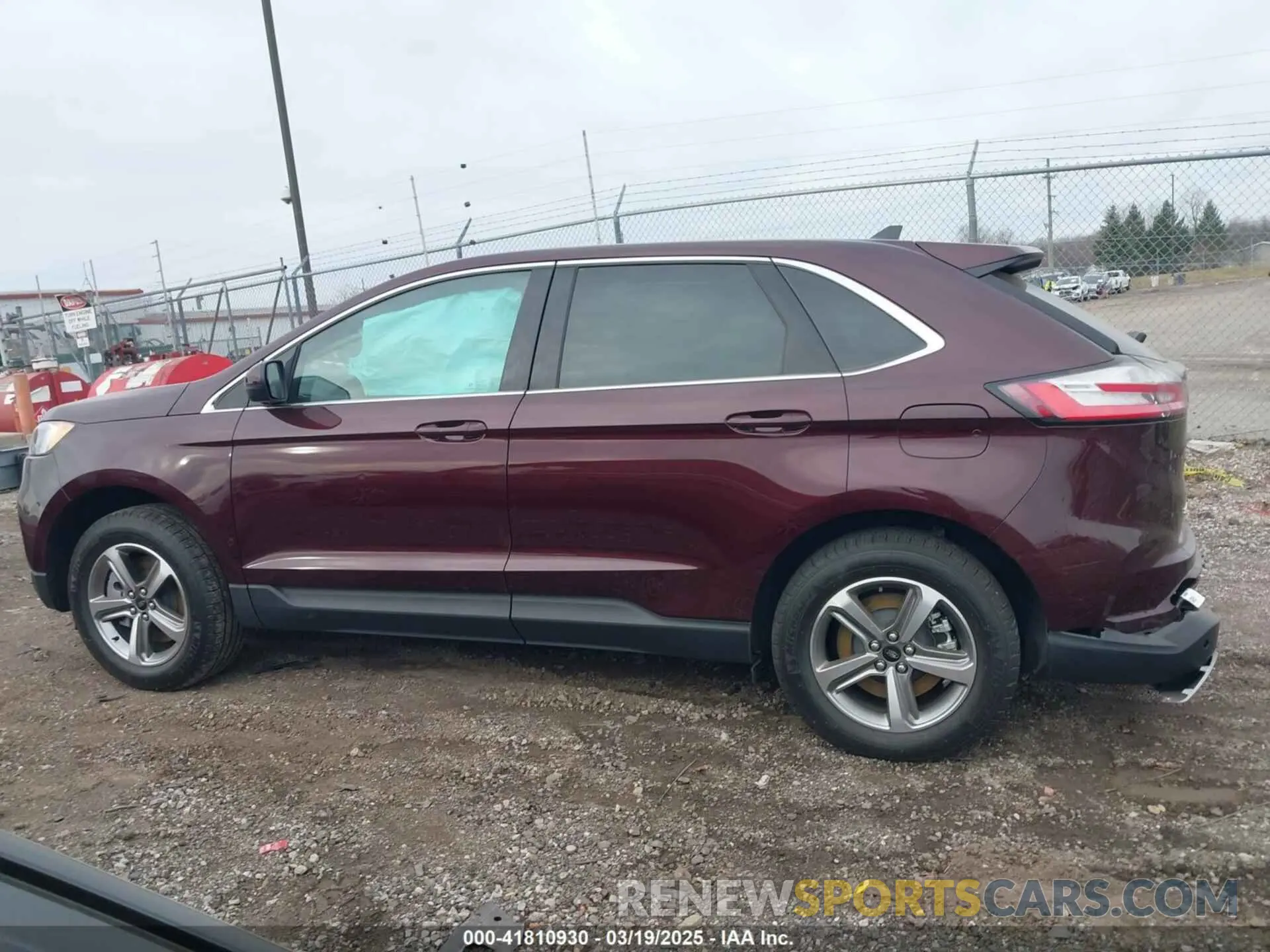 14 Photograph of a damaged car 2FMPK4J94RBA23897 FORD EDGE 2024